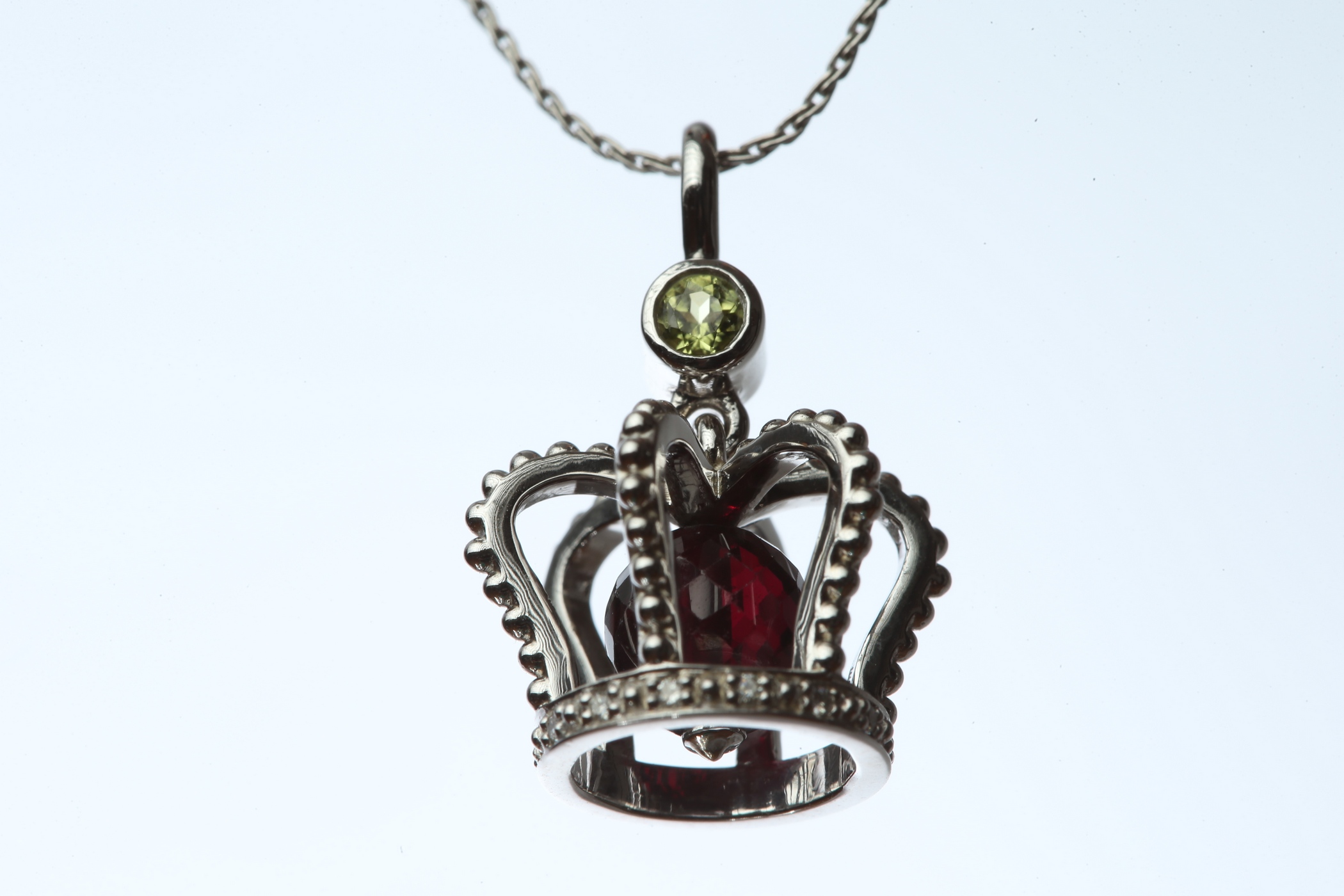 Miss MyFreeCams Pendant 2016